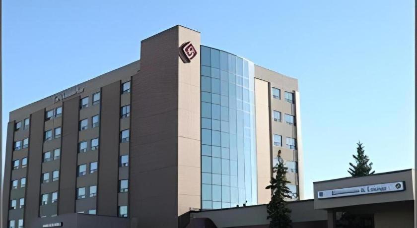 The Glenmore Inn & Convention Centre YYC Exteriör bild